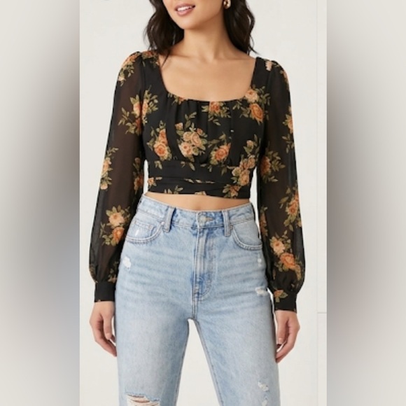 Forever 21 Tops - Forever 21 Floral Long Sleeve Tie-Back Crop Top - Size Small - Black/Rose